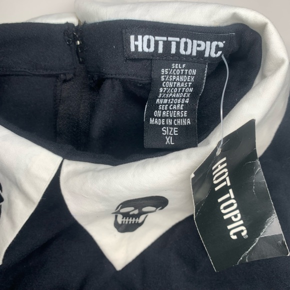 Hot Topic White Skull Gothic Punk Collar Crop Top New With Tags - Picture 4 of 12